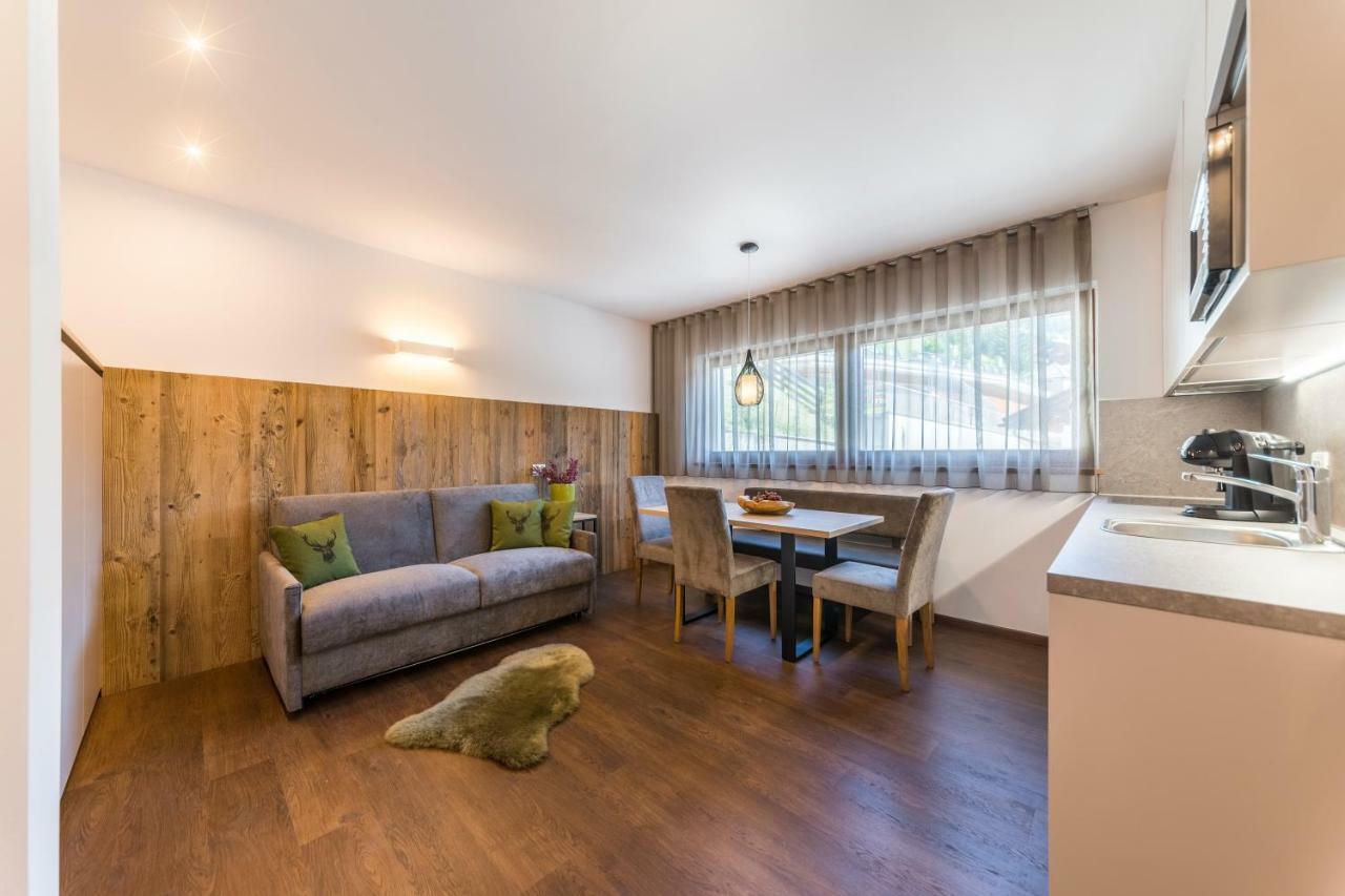 Apartments Mezdi Santa Cristina Val Gardena Экстерьер фото