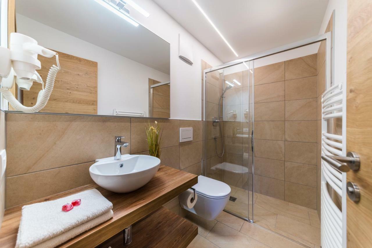 Apartments Mezdi Santa Cristina Val Gardena Экстерьер фото